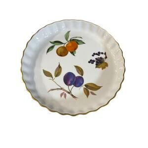 Royal Worcester Evesham Fruit Porcelain Scalloped Round Quiche Dish England 1961